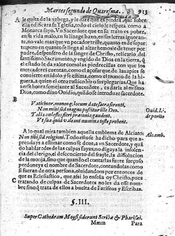 913
